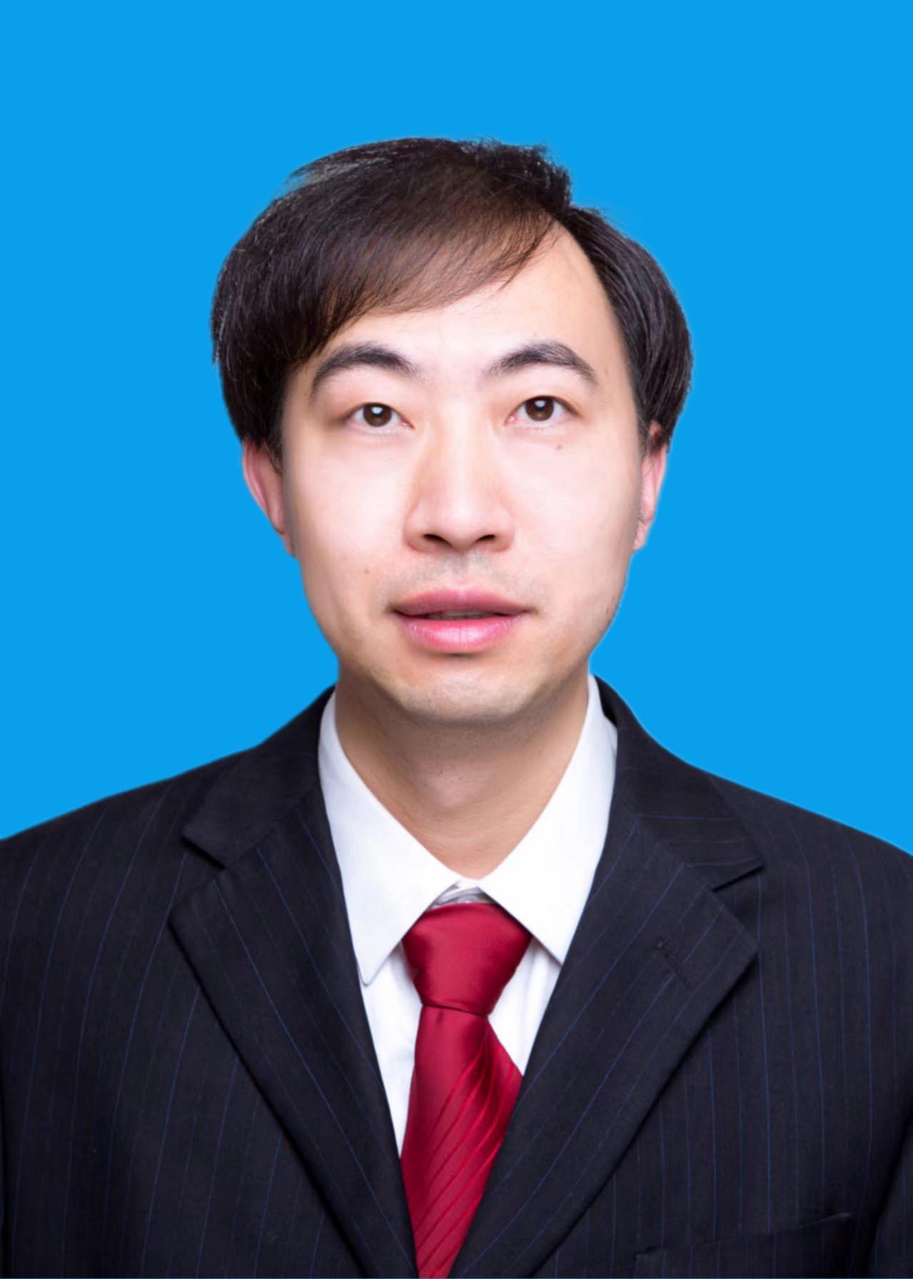 李宾照片.jpg